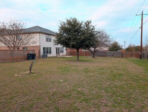 333 Santolina Ln in Round Rock, TX - Building Photo - Building Photo