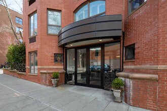 60 State St in Brooklyn, NY - Foto de edificio - Building Photo