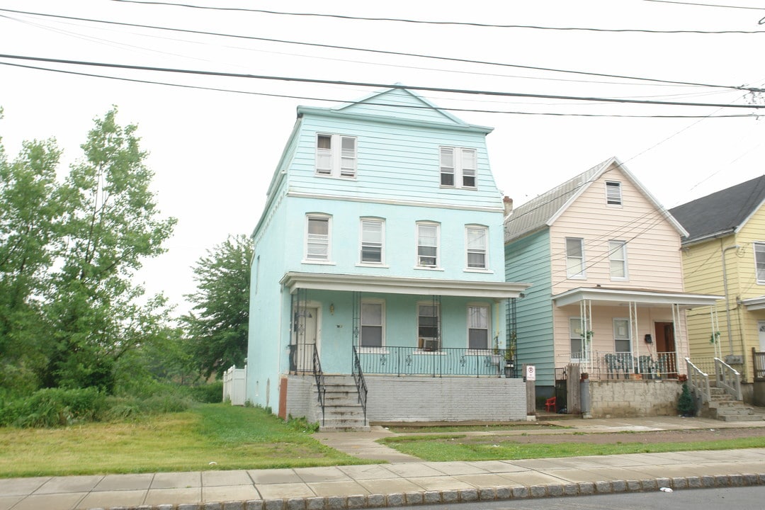 269 Washingtonq St in Perth Amboy, NJ - Foto de edificio