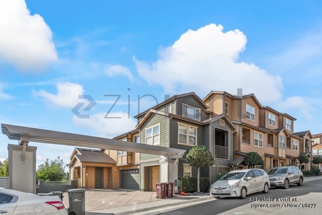 6014 Old Quarry Loop in Oakland, CA - Building Photo - Building Photo