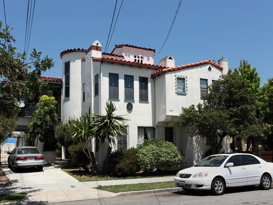 La Granada in Long Beach, CA - Building Photo