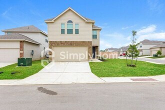 2303 Applewhite Mdw in San Antonio, TX - Foto de edificio - Building Photo