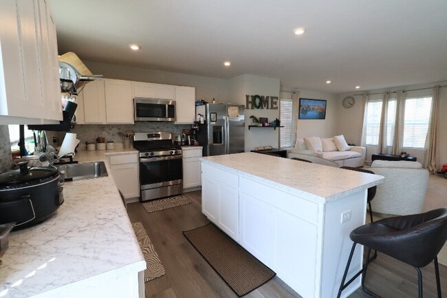 1748 Plum Brook Dr in Greenfield, IN - Building Photo - Building Photo