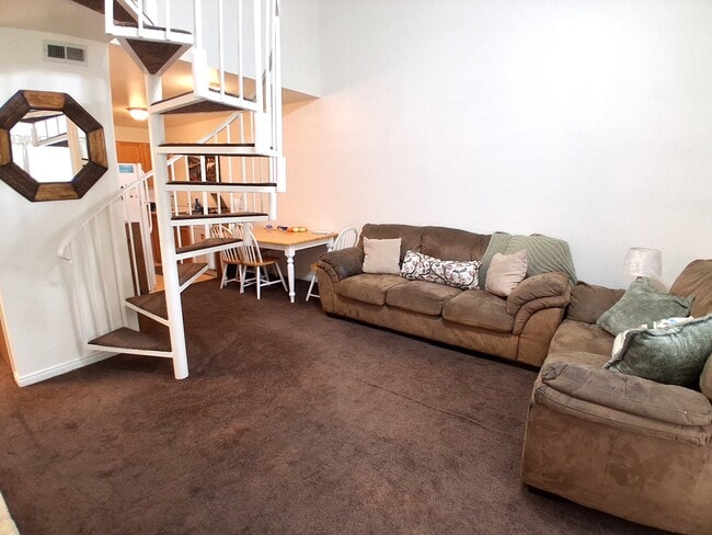 62 W 700 N in Provo, UT - Building Photo - Building Photo