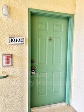 8820 Dunes Ct in Four Corners, FL - Building Photo - Building Photo