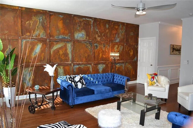 Room in Townhome on Bayrose Cir in East Point, GA - Building Photo - Building Photo
