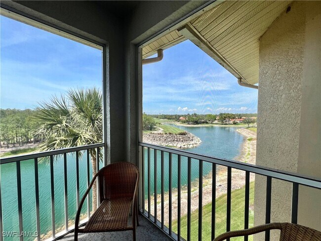 8600 Cedar Hammock Cir in Naples, FL - Building Photo - Building Photo