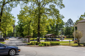 Autumn Park Apartments in Little Rock, AR - Building Photo - Building Photo