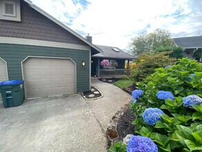 6012 Oscar Ct in Ferndale, WA - Building Photo - Building Photo