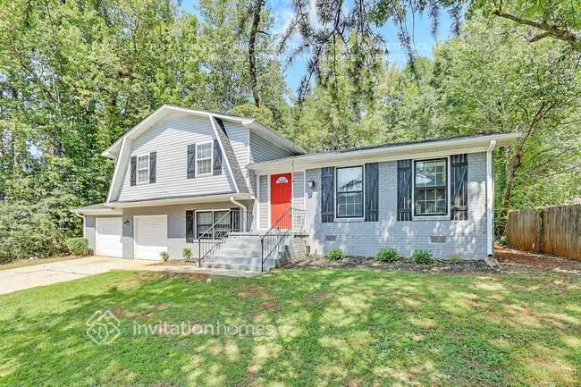 4040 Lehigh Blvd in Decatur, GA - Building Photo - Building Photo