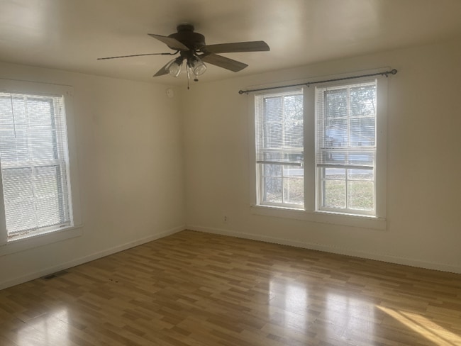 422 Circle Dr in Springfield, TN - Building Photo - Building Photo