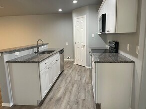 1303 N Colton Ave in Lubbock, TX - Building Photo - Building Photo