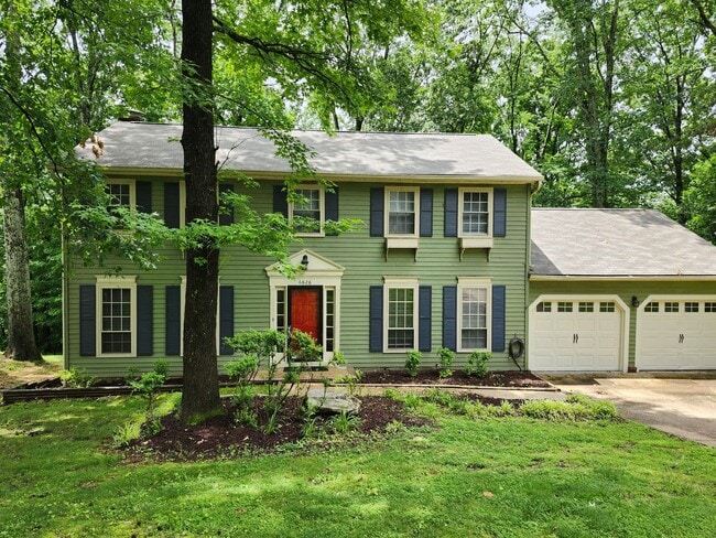 property at 6828 Hampton Wood Cir