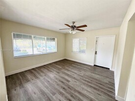 341 NW 35th Ct in Pompano Beach, FL - Building Photo