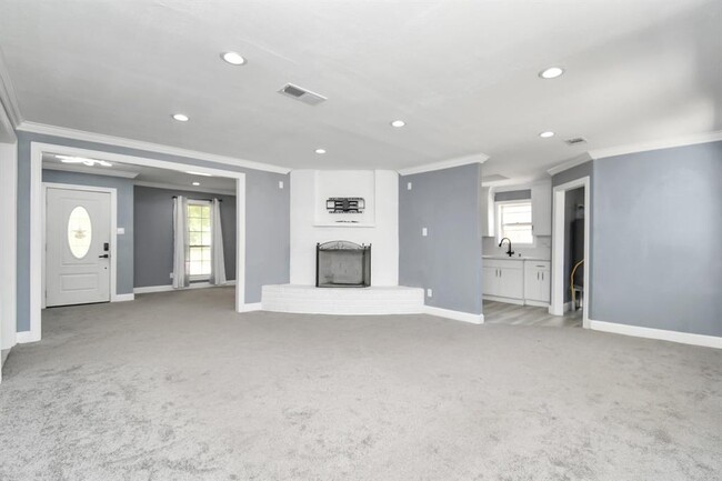 9126 Troulon Dr in Houston, TX - Building Photo - Building Photo