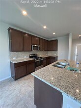 194 Living Reef Dr in Maxwell, TX - Building Photo - Building Photo
