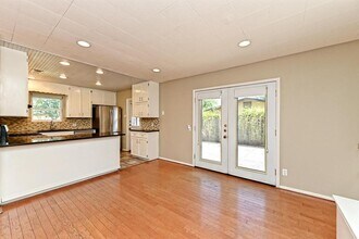 5205 Brookdale Ln in Austin, TX - Building Photo - Building Photo