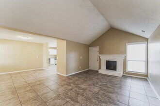 6401 Swift Arrow Ln in Charlotte, NC - Building Photo - Building Photo