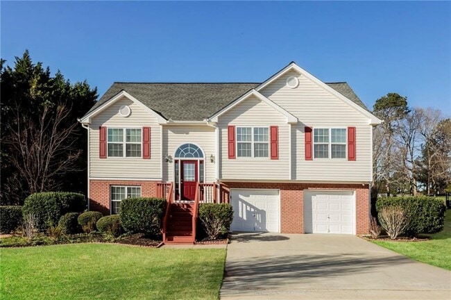 property at 535 Saddle Ridge Dr