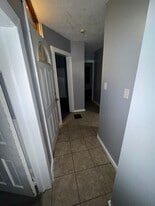 725 California Ave in South Bend, IN - Building Photo