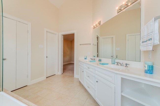 property at 3703 Main Poplar Dr