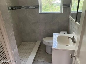 319 W 49th St in Jacksonville, FL - Building Photo - Building Photo