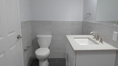 331 Bloomfield Ave in Montclair, NJ - Foto de edificio - Interior Photo