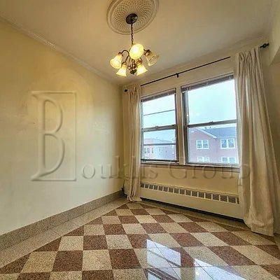 22-16 47th St in Queens, NY - Building Photo - Building Photo