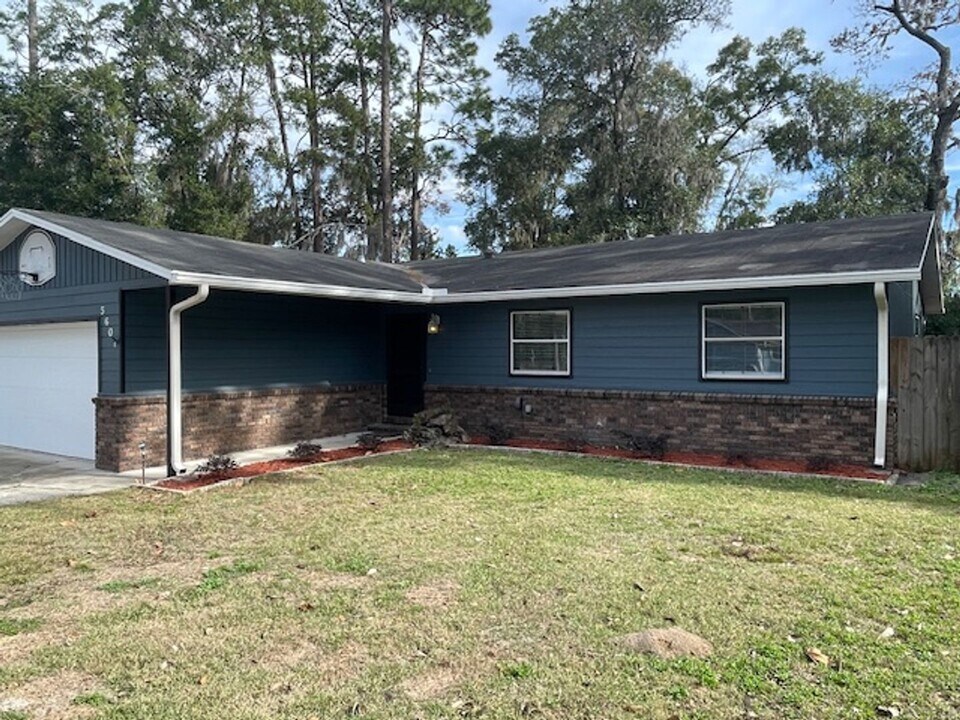 5601 SW 75th Terrace in Gainesville, FL - Building Photo