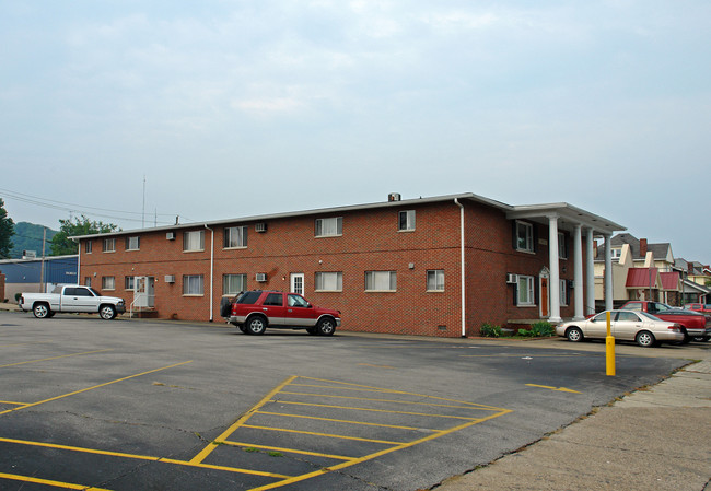 C.E. Price, Jr. in Huntington, WV - Building Photo - Building Photo