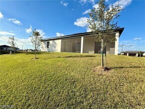 2006 NW 21st St in Cape Coral, FL - Building Photo - Building Photo
