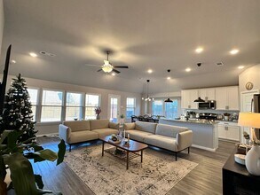 1104 Magpie Lane in Celina, TX - Building Photo - Building Photo