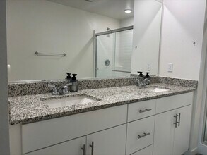 35215 Citrange Ln in Fallbrook, CA - Building Photo - Building Photo