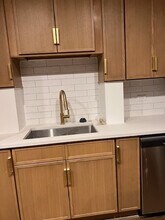 1717 W Huron St, Unit New Unit in Chicago, IL - Foto de edificio - Building Photo