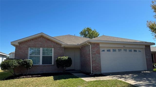 property at 907 Post Oak Trail