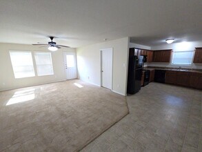 810 Lightningbug Ln in Conroe, TX - Building Photo - Building Photo