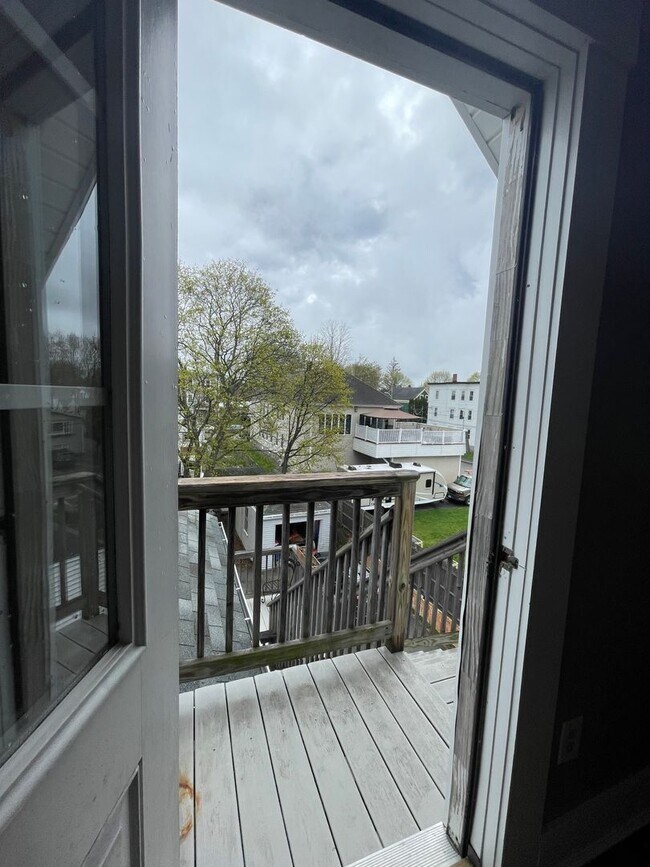 71 Green St in Biddeford, ME - Building Photo - Building Photo