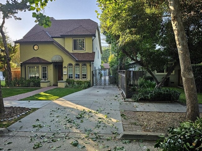 property at 955 Asbury St