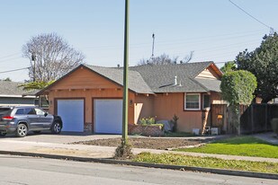 934 Goodwin Ave in San Jose, CA - Building Photo