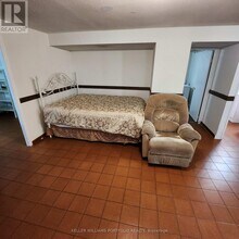 2675 Sherhill Dr in Mississauga, ON - Building Photo - Building Photo