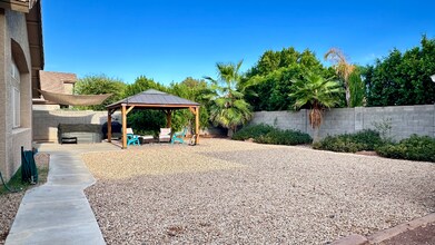 9593 W Alice Ave in Peoria, AZ - Building Photo - Building Photo