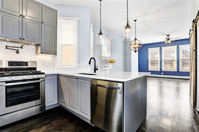 property at 314 Palisade Ave