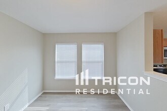 1337 Haley Ln in Burleson, TX - Building Photo - Building Photo