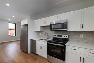 200 Merrimack St in Haverhill, MA - Foto de edificio - Interior Photo