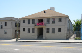 2916-2930 W 7th St in Los Angeles, CA - Building Photo - Building Photo