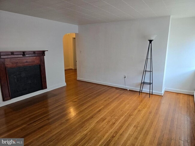 property at 618 Biggs Ave