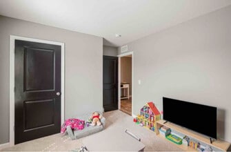 157 Gumspring Dr in Charles Town, WV - Building Photo - Building Photo