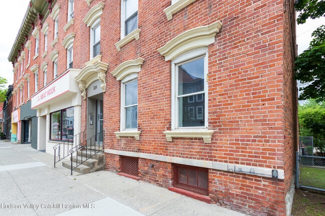 property at 324 Warren St