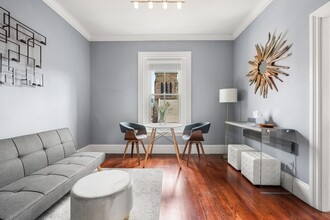 748 Tremont St in Boston, MA - Foto de edificio - Building Photo
