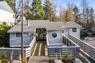 Veri on Cascade in Oregon City, OR - Building Photo